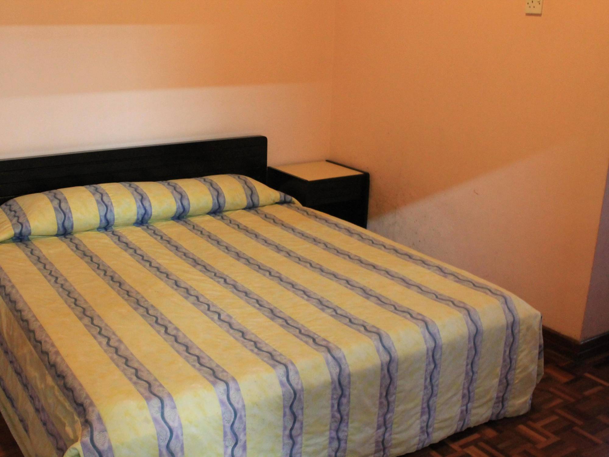 ברינצ'אנג Country Lodge Resort מראה חיצוני תמונה