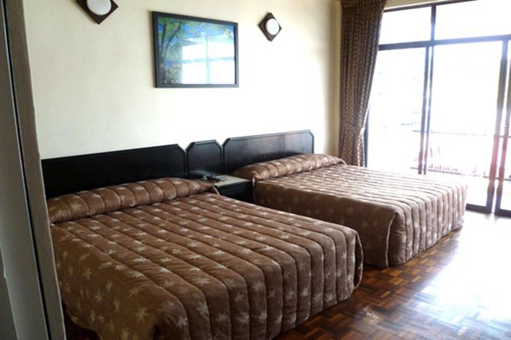 ברינצ'אנג Country Lodge Resort מראה חיצוני תמונה